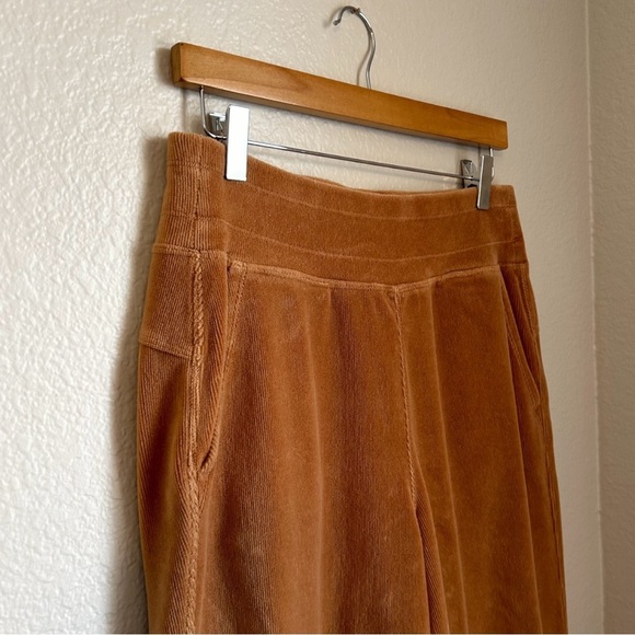 Calvin Klein Performance High Waisted Wide Leg Ribbed Textured Pant, Size Small - Picture 4 of 9